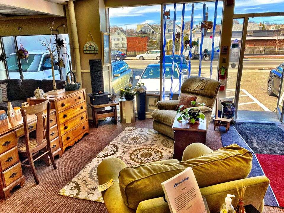 Lifebridge Thrift Shop Spring Best of the Best Sale – May 14, 2022